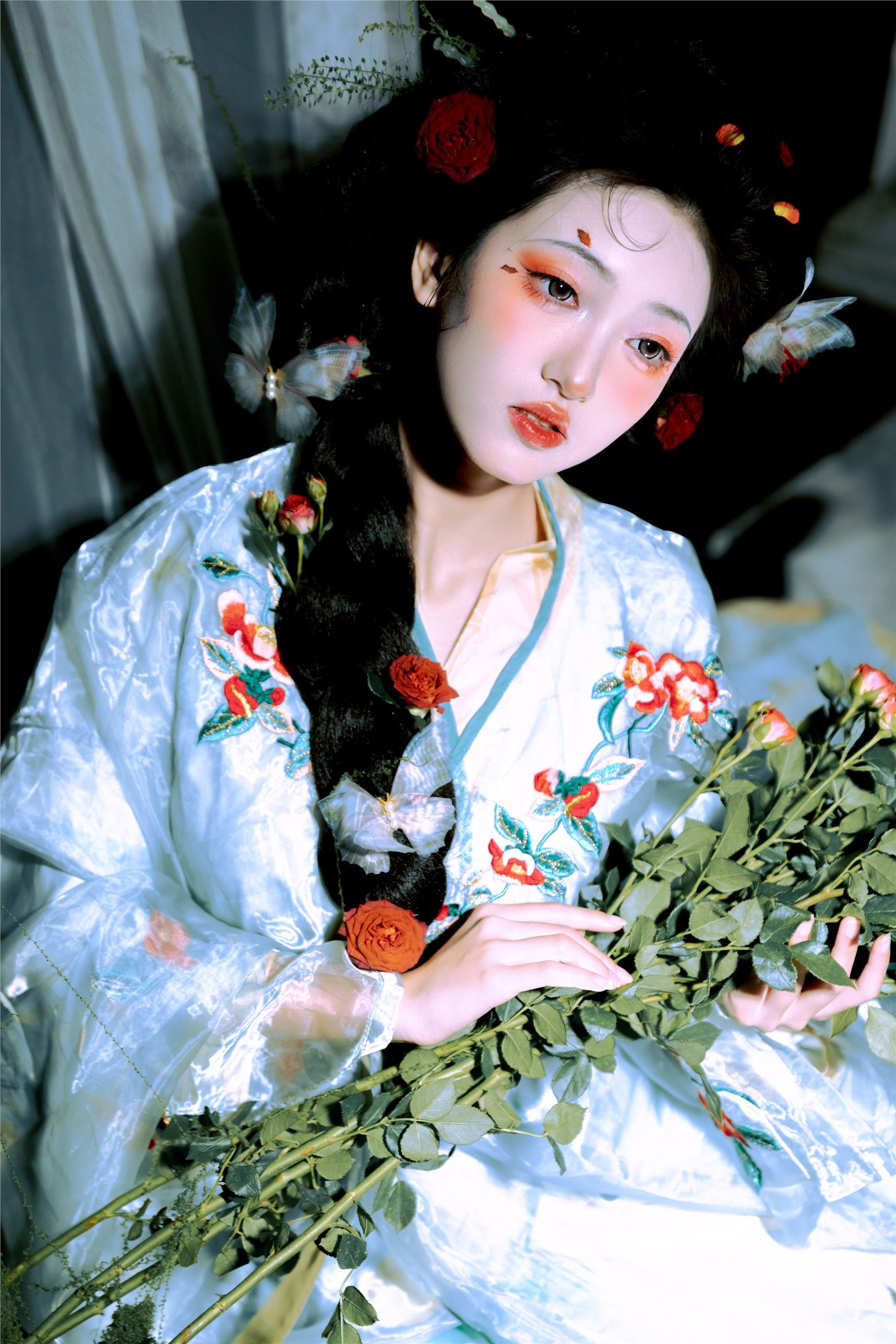 YITUYU艺图语 2025.03.10 茶花语 冷酷王爷